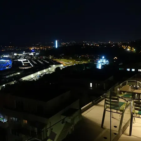 Lägenhet Penthouse Cuibul Vulturilor