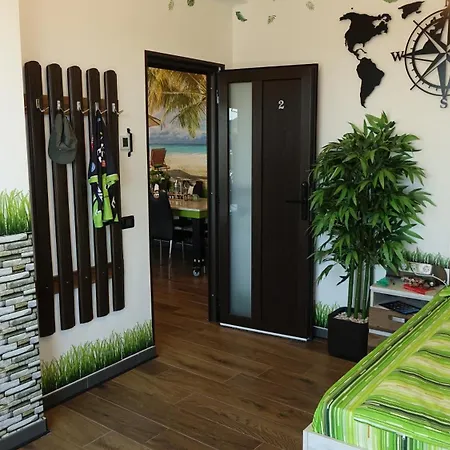 아파트 Penthouse Cuibul Vulturilor 클루지나포카