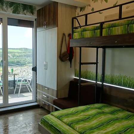 Penthouse Cuibul Vulturilor Lägenhet